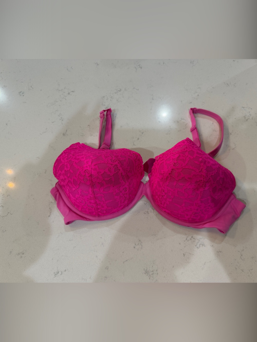 SKIMS Hot Pink Lace Underwire Bra